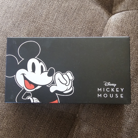 NWT Disney Bioworld Large Wallet - Picture 8 of 9